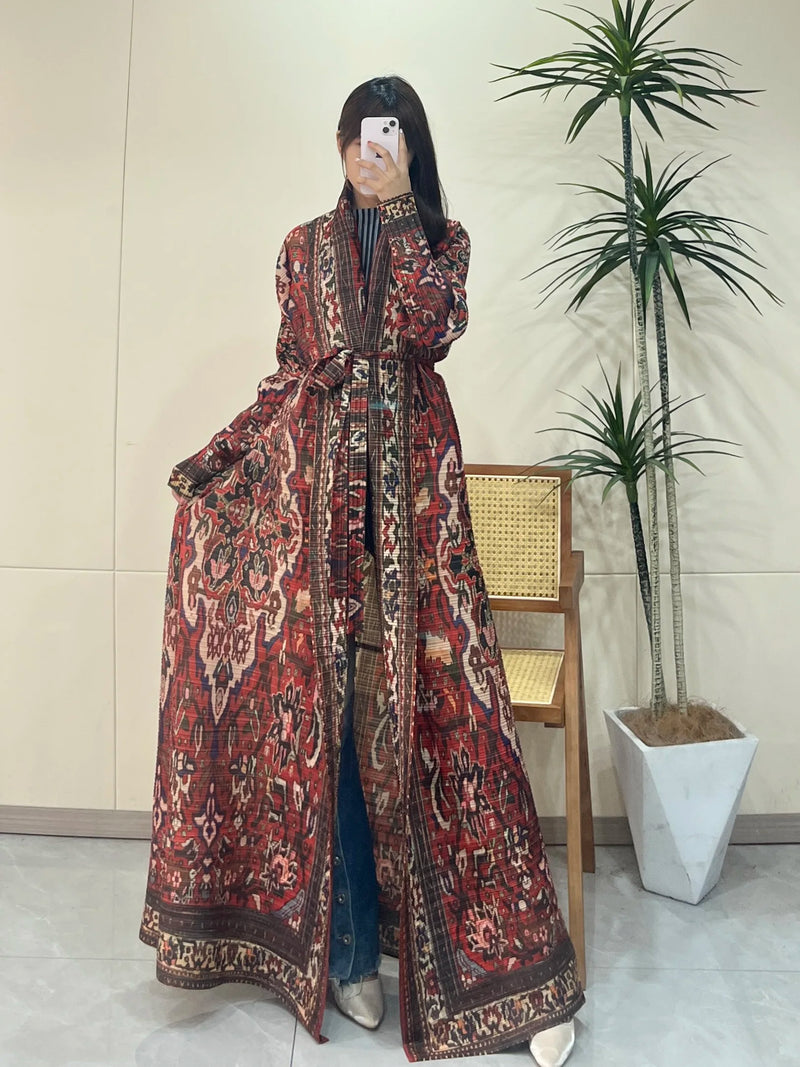 Elegant Long Trench Coat with Pleats Spring Summer 2024 New Fashionable Robe Jacket Cape Print Impassive Eye Catching Keep Short