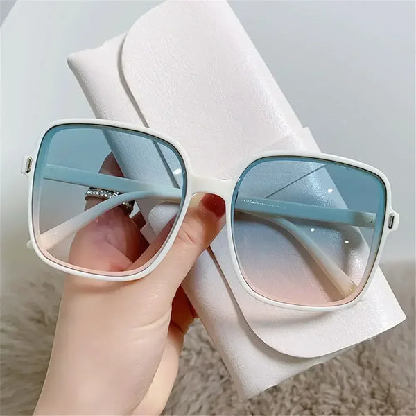 Retro Vintage Square Sunglasses for Women with Gradient Lens Oversized Clear Lens Sun Glasses Black White Female Clear Lens Square Sunglasses