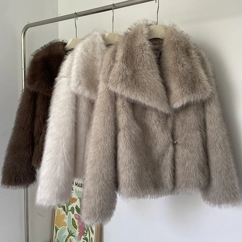 Winter New Fashion Gradient Fluffy Fur Coat Women High Street Luxury Big Fur Collar Faux Fox Fur Jacket Female Overcoats