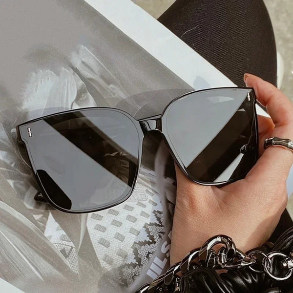 Chic Women's Sunglasses Retro Rectangle Fashion Trendy Colorful Vintage Square Eyewear for Females