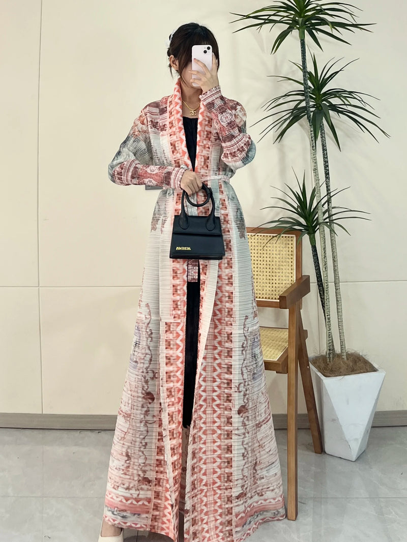 Elegant Long Trench Coat with Pleats Spring Summer 2024 New Fashionable Robe Jacket Cape Print Impassive Eye Catching Keep Short