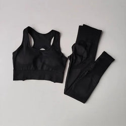 Seamless Women's Tracksuit for Fitness Yoga Sportswear Set with High Waist Leggings and Sports Bra Perfect for Gym Workouts