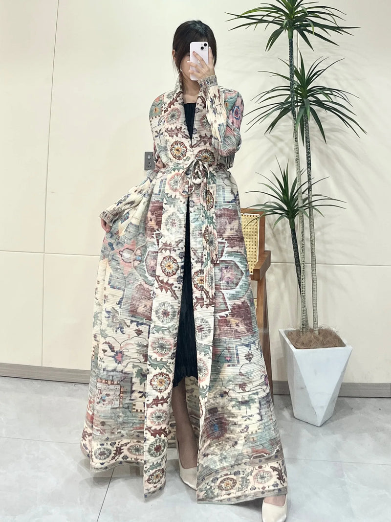 Elegant Long Trench Coat with Pleats Spring Summer 2024 New Fashionable Robe Jacket Cape Print Impassive Eye Catching Keep Short