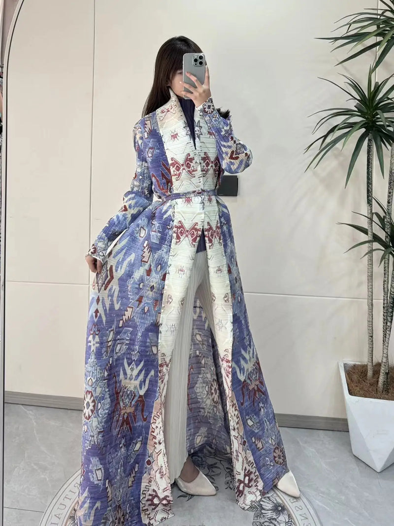 Elegant Long Trench Coat with Pleats Spring Summer 2024 New Fashionable Robe Jacket Cape Print Impassive Eye Catching Keep Short